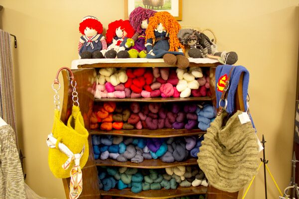 colorful-yarn-knitting-lessons