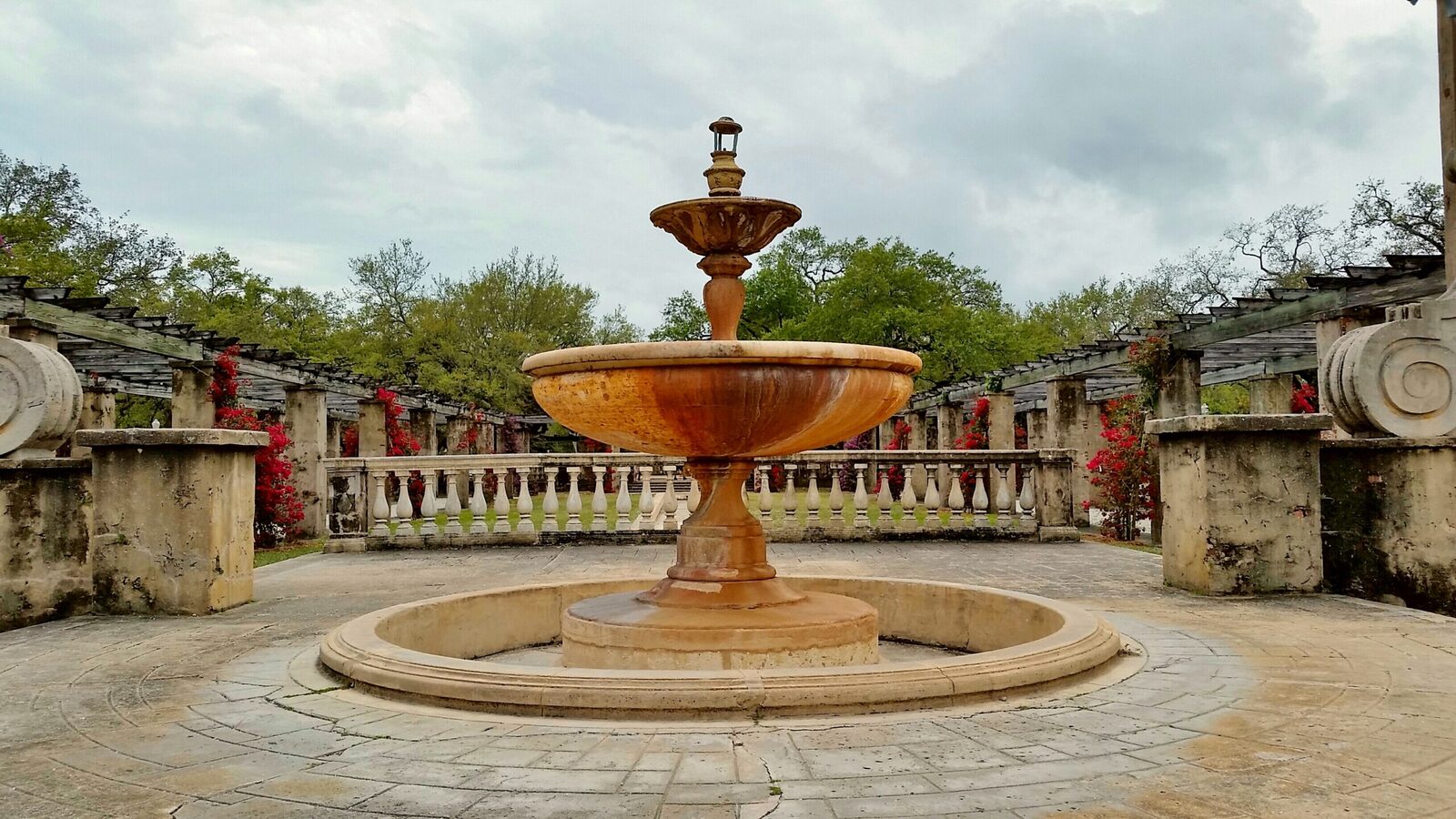 Top 5 Places to Take Engagement Photos in Coral Gables